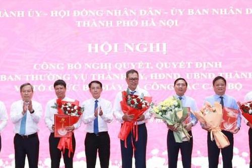 Đồng chí Hoàng Trọng Tùng giữ chức Giám đốc Sở Dân tộc và Tôn giáo Hà Nội