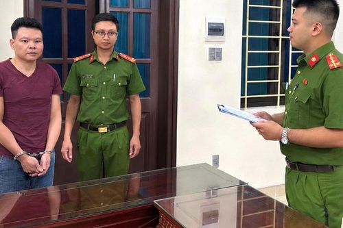 Giả cán bộ tài nguyên để 'chạy' sổ đất, chiếm đoạt 340 triệu đồng