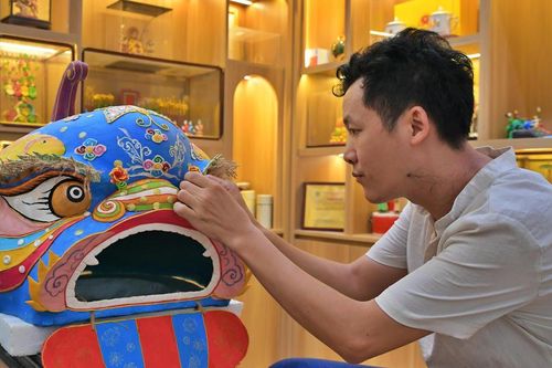 Người giữ hồn tò he Xuân La