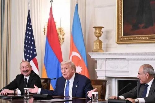 Mỹ-Armenia-Azerbaijan: Những bước đi của hai nước Kavkaz hướng tới hòa bình là 'hình mẫu cho thế giới'