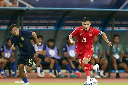AFF ca ngợi hết lời, gọi Quang Hải là 'người khổng lồ' của bóng đá Việt Nam