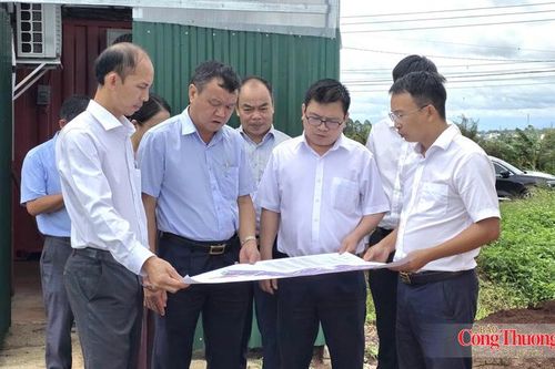 Thứ trưởng Bộ Công Thương Trương Thanh Hoài làm việc với tỉnh Đắk Lắk