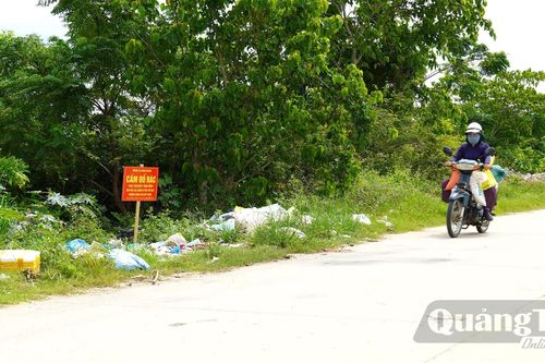 Lắp camera giám sát đổ rác thải không đúng nơi quy định