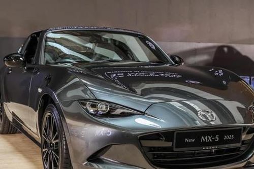 Mazda MX-5 thế hệ mới: Giữ động cơ 2.5L, có thể dùng cả động cơ xăng và mô-tơ điện