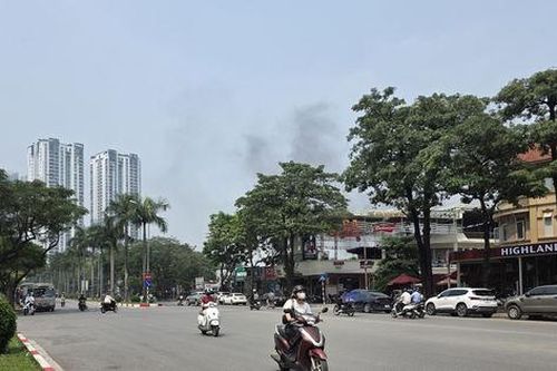 Hà Nội tiếp tục nắng nóng gay gắt