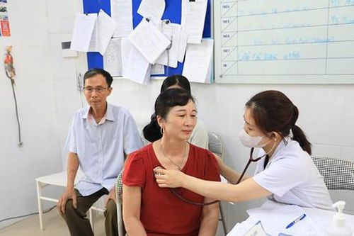 Tìm lời giải cho bài toán 'sống lâu đi đôi với sống khỏe'