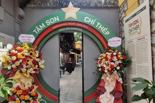 Trưng bày tôn vinh những chiến sĩ Công an nhân dân 'tâm son, chí thép' giữa dòng lịch sử