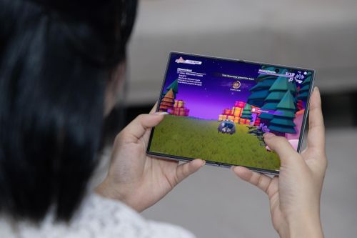 Sau 7 năm, Samsung Fold đã vượt doanh số chiếc Note10