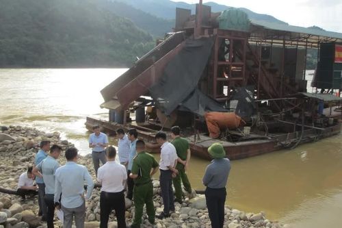 Kiểm tra, phát hiện khai thác cát ngoài vị trí được cấp phép tại Sơn La