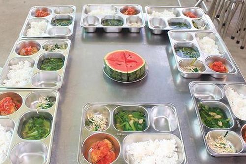 Hà Nội: Triển khai công tác bảo đảm an toàn thực phẩm trong bữa ăn bán trú