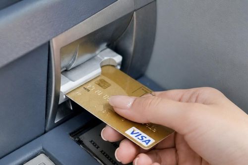Liệt kê 4 lỗi thẻ ATM thường gặp và cách khắc phục