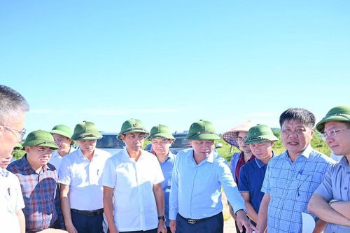 Phó Chủ tịch UBND tỉnh kiểm tra tiến độ các dự án giao thông