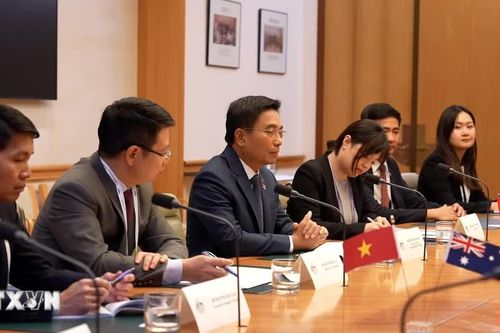 Việt Nam-Australia tăng cường hợp tác trên kênh nghị viện