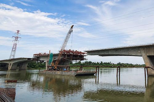 Chủ tịch UBND tỉnh Bắc Ninh tặng Bằng khen 15 tập thể, cá nhân có thành tích trong giải ngân vốn đầu tư công