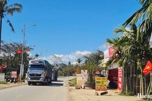 Phân luồng xe sơ-mi rơ-moóc, xe kéo rơ-moóc trên Quốc lộ 49