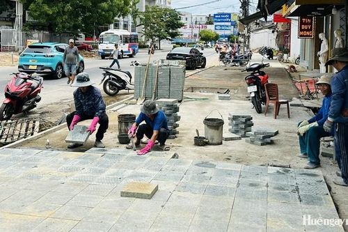 Cương quyết xử lý các trường hợp cố tình không bàn giao mặt bằng Dự án mở rộng đường Bà Triệu