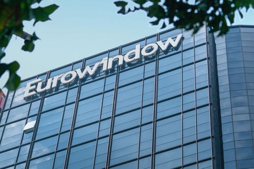 Hoạt động ngân hàng của ông chủ Eurowindow Holding