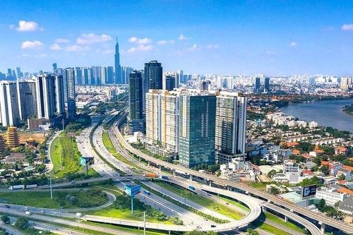 TP. Hồ Chí Minh phấn đấu tăng trưởng 11% trong quý III, 11,8% trong quý IV