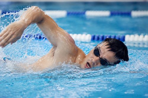 Tăng acid uric máu sau tuổi 50: Nên tập cardio hay tập sức mạnh?