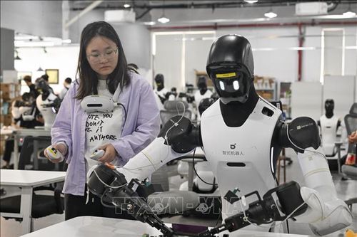 Trung Quốc đẩy mạnh ứng dụng AI và robot trong ứng phó khẩn cấp
