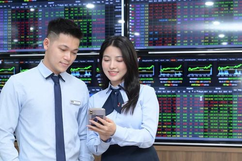 VN-Index đảo chiều giảm mạnh, dòng tiền bán áp đảo khi chạm mốc 1.800 điểm