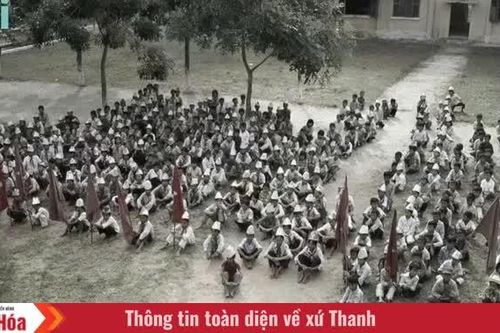 Buổi khai giảng năm học nối dài trong ký ức