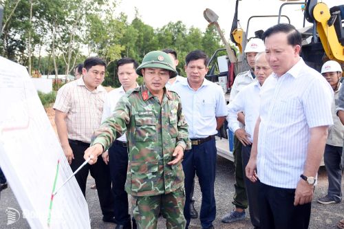 Chủ tịch UBND thành phố Nguyễn Văn Út kiểm tra Dự án Đường cao tốc Thành phố Hồ Chí Minh - Thủ Dầu Một - Chơn Thành