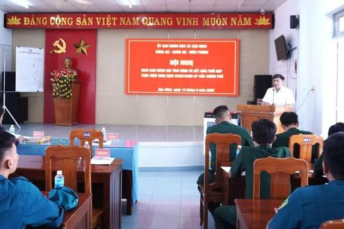 Đánh giá tình hình phối hợp thực hiện bảo vệ an ninh quốc gia, nhiệm vụ quốc phòng trên địa bàn xã Vạn Ninh