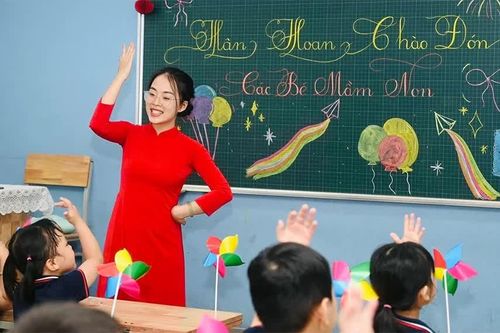 Không để giáo viên kiêm nhiệm các vị trí việc làm khác ngoài giảng dạy
