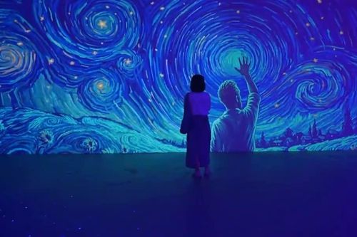 Khai mạc triển lãm bản quyền Van Gogh Timeless