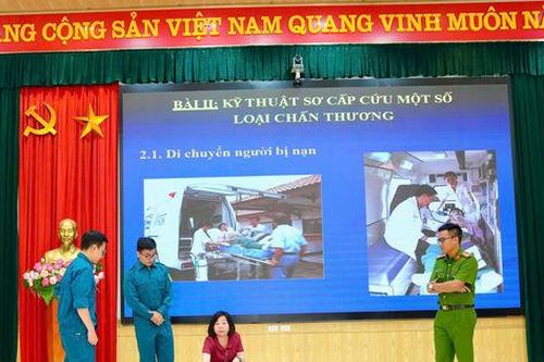 Xã Sơn Đồng nâng cao năng lực cho Đội xung kích phòng, chống thiên tai