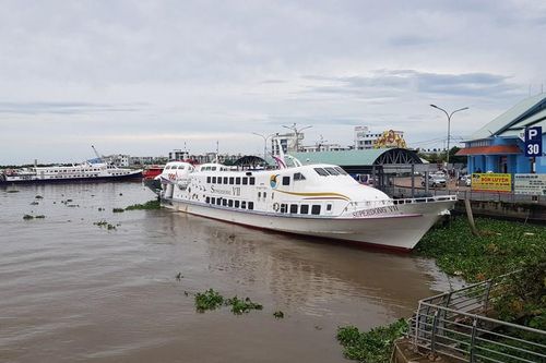 Tàu, phà đi Phú Quốc tạm ngưng hoạt động do thời tiết xấu