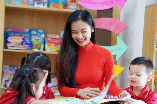 Hướng dẫn sắp xếp trường lớp; nhân sự; phổ cập giáo dục mầm non