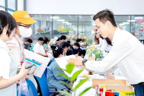 Đa dạng chính sách tài chính, học bổng cho tân sinh viên