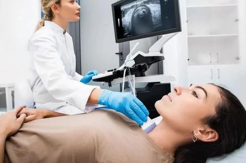 Mệt mỏi sau sinh kéo dài, coi chừng rối loạn tuyến giáp