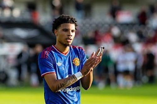 Chuyển nhượng cầu thủ hôm nay 14/8: MU bán Ethan Williams; Doku ký hợp đồng mới với Man City; Arsenal đàm phán mua Osimhen