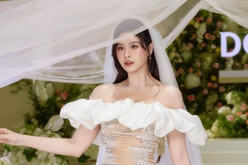 Trương Quỳnh Anh làm cô dâu