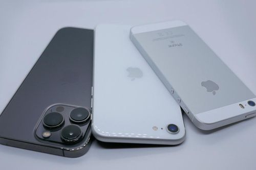 Những bước tiến âm thầm làm thay đổi iPhone trong 5 năm qua