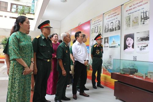Bắc Ninh: Khai mạc trưng bày chuyên đề “Từ miền Quan họ đến ngục tù Côn Đảo - Một tấm lòng son”