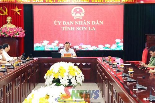 Đẩy nhanh tiến độ hoàn thành dự án trường nội trú liên cấp ở các xã biên giới