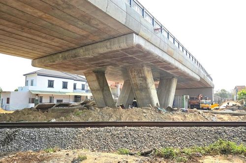 Quảng Trị: Hoàn thành giải phóng mặt bằng dự án đường và cầu vượt đường sắt trước 20/8