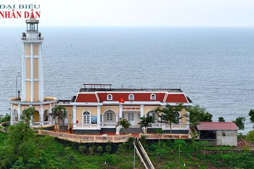 Chiêm ngưỡng hải đăng Vĩnh Thực: 'Mắt thần' kiêu hãnh nơi địa đầu Đông Bắc