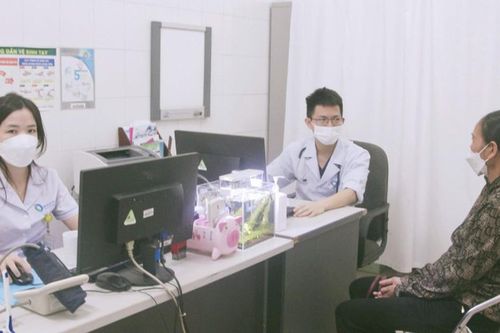 Vì sao giao mùa dễ phát sinh bệnh truyền nhiễm?