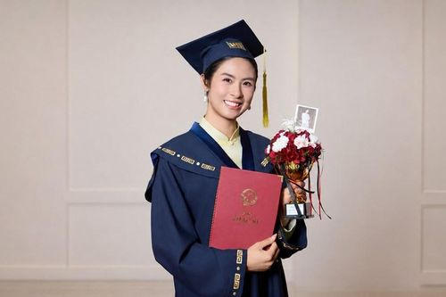 Hai dấu mốc cách nhau 16 năm của Hoa hậu Ngọc Hân