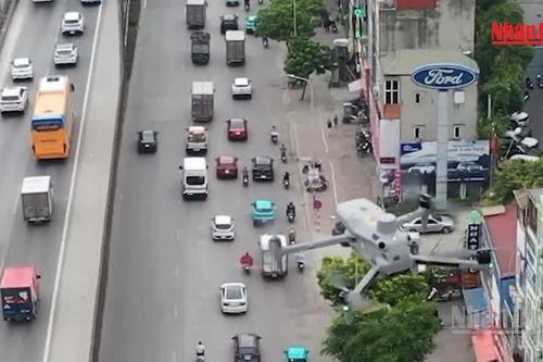 [Video] UAV hỗ trợ xử lý vi phạm, ùn tắc giao thông tại Hà Nội