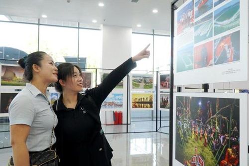 Triển lãm ảnh Giao thoa văn hóa Nam Trung Bộ - Tây Nguyên