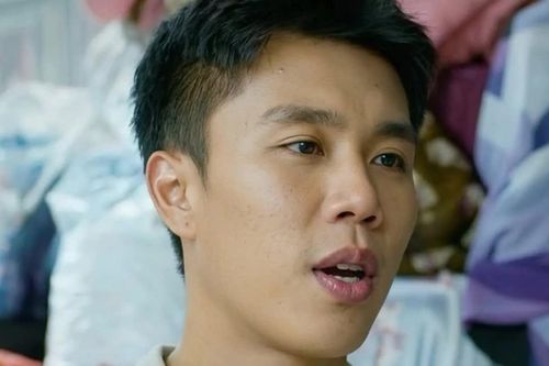 Tranh luận con trai nghệ sĩ Vân Dung bị thay vai