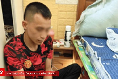 Thủ súng quân dụng khi mua bán ma túy, 3 đối tượng bị bắt giữ