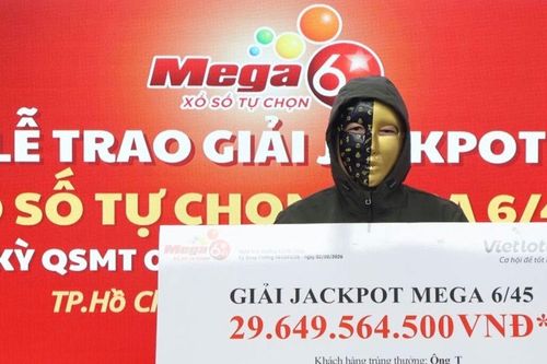 Mua vé khi ngồi uống cà phê, khách trúng độc đắc Vietlott gần 30 tỷ