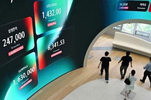 Một thị trường chứng khoán châu Á bị siết kiểm soát, nhà đầu tư phải đi học 1 tuần mới được giao dịch